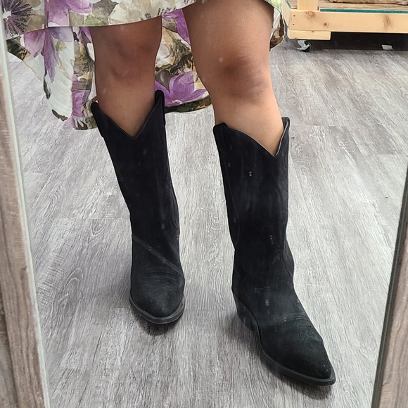 Gibson Trading Company Suede Boots - Picture 6 of 7